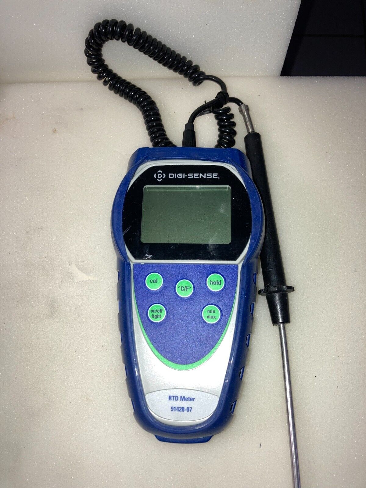 Digi-Sense Temp-16 Single-Input RTD Thermometer with RTD Probe  EW-91428-07