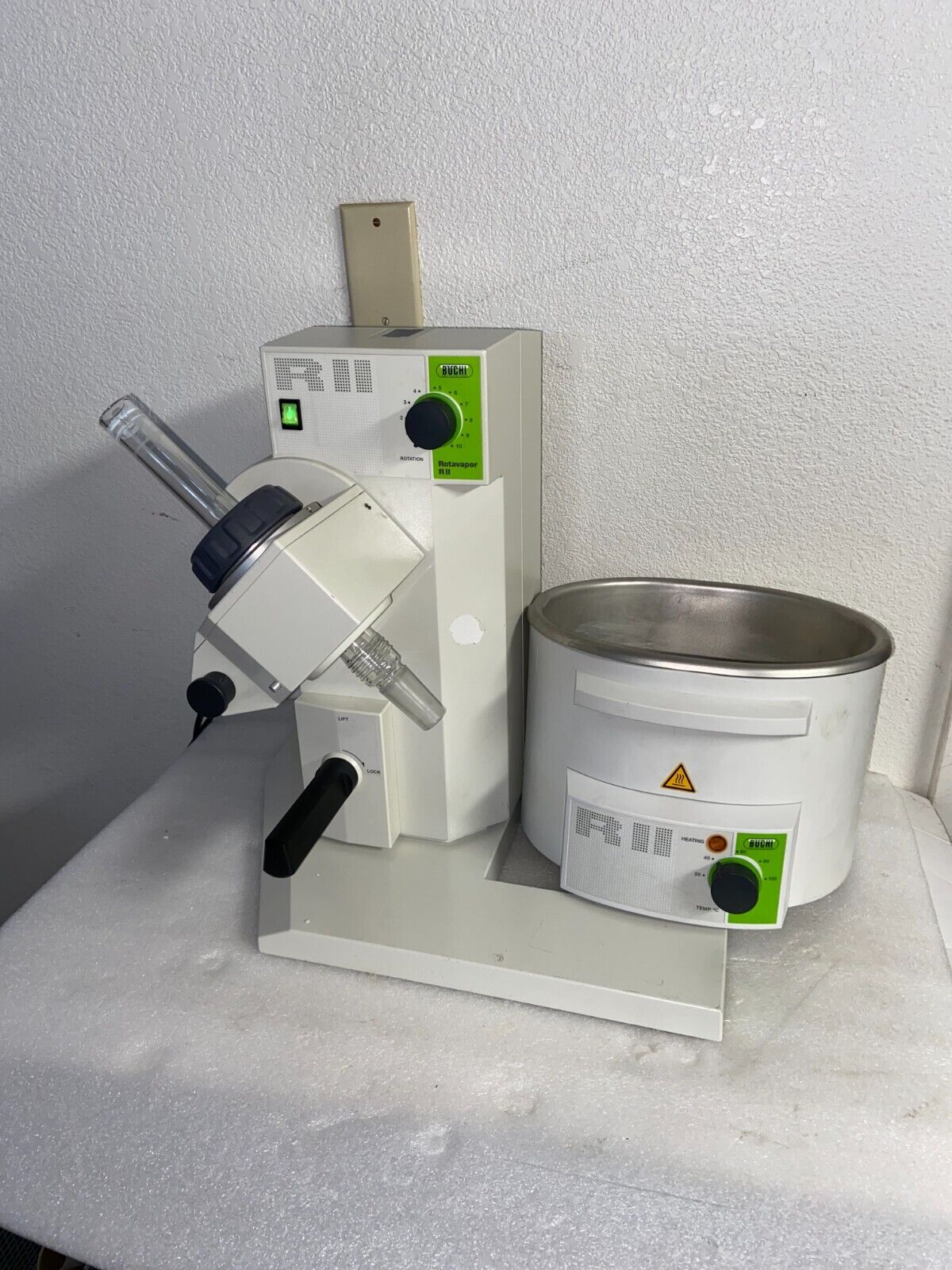 BUCHI ROTAVAPOR II RII ROTARY EVAPORATOR with BUCHI R-11-HB HEATED WATER BATH