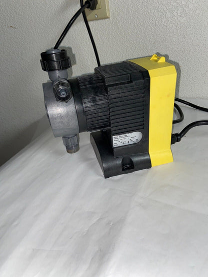 LMI Milton Roy Chemical Metering Pump A141-818SI 0.5 GPH, 250 Max PSI