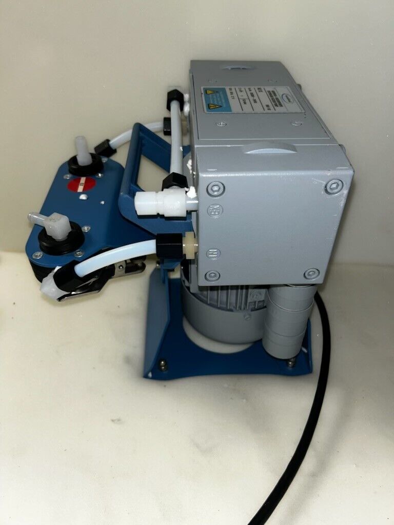 Vacuubrand MZ 2C Chemistry Diaphragm Vacuum Pump System