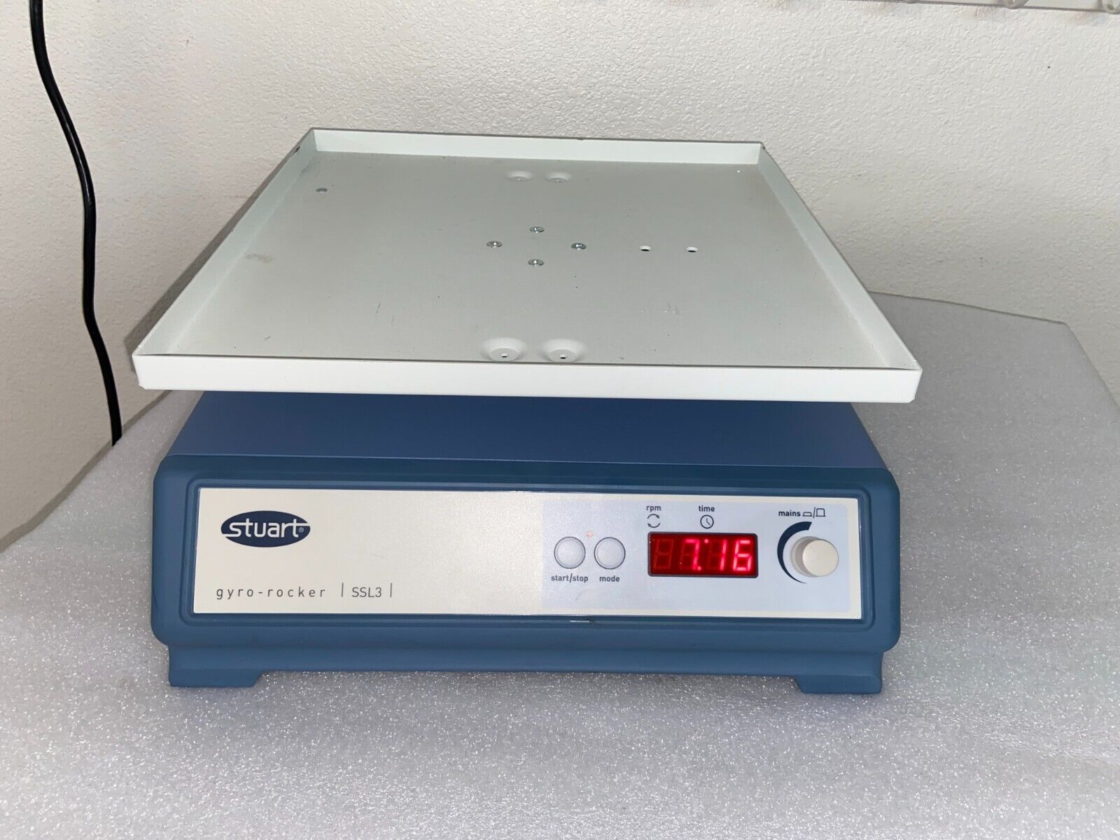 Stuart Digital Gyratory Lab Rocker SSL3, 10 KG Max, 360 mm × 420 mm  