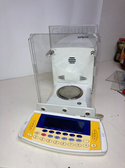 Sartorius Genius Analytical Balances - BROKEN GLASS, NO POWER SUPPLY