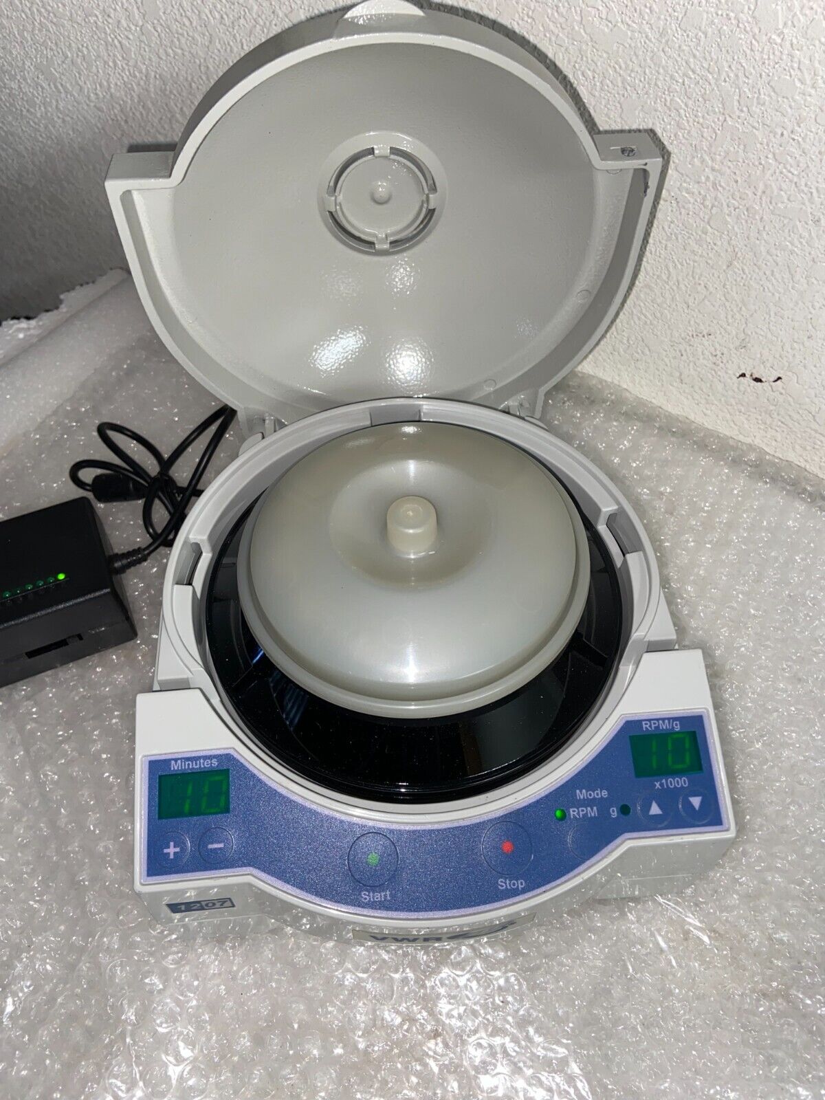 NEW 10,000 RPM VWR Galaxy Mini Centrifuge 1207 with 12-Place Rotor