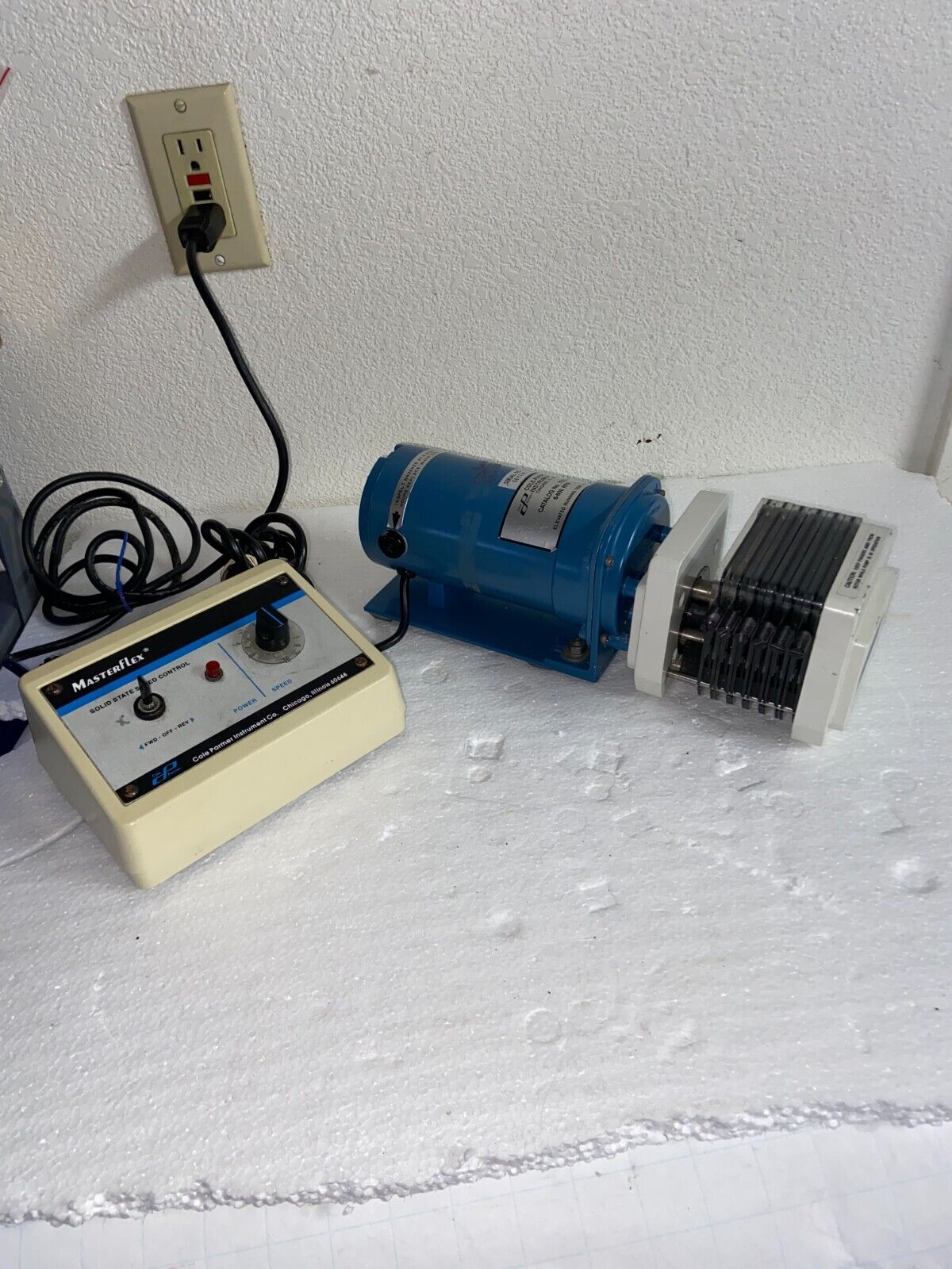 MASTERFLEX L/S Pump Drive 7553-02 W/ 7553-71 Controller  & Cartridge Pump Head