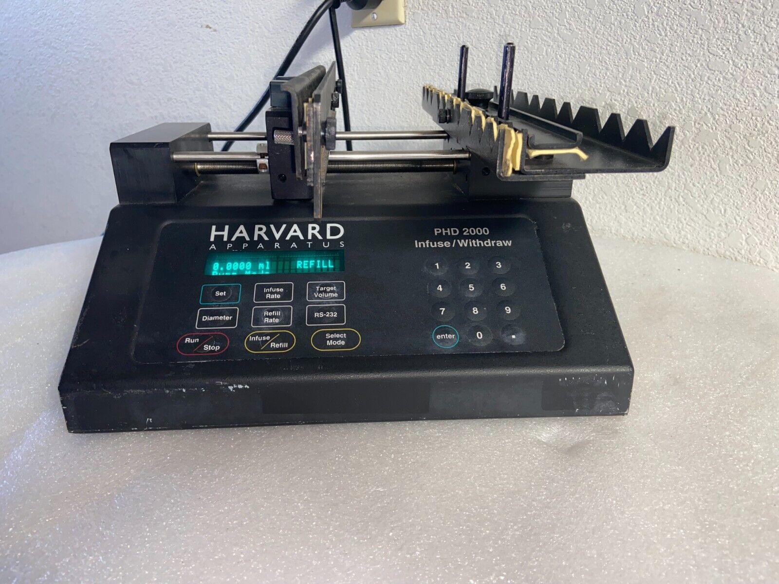 Harvard Apparatus PHD 2000 Advanced Infuse / Withdraw Multi-Syringe Pump