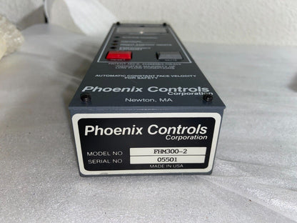 NEW PHOENIX CONTROLS FUME HOOD MONITOR  FHM300-2