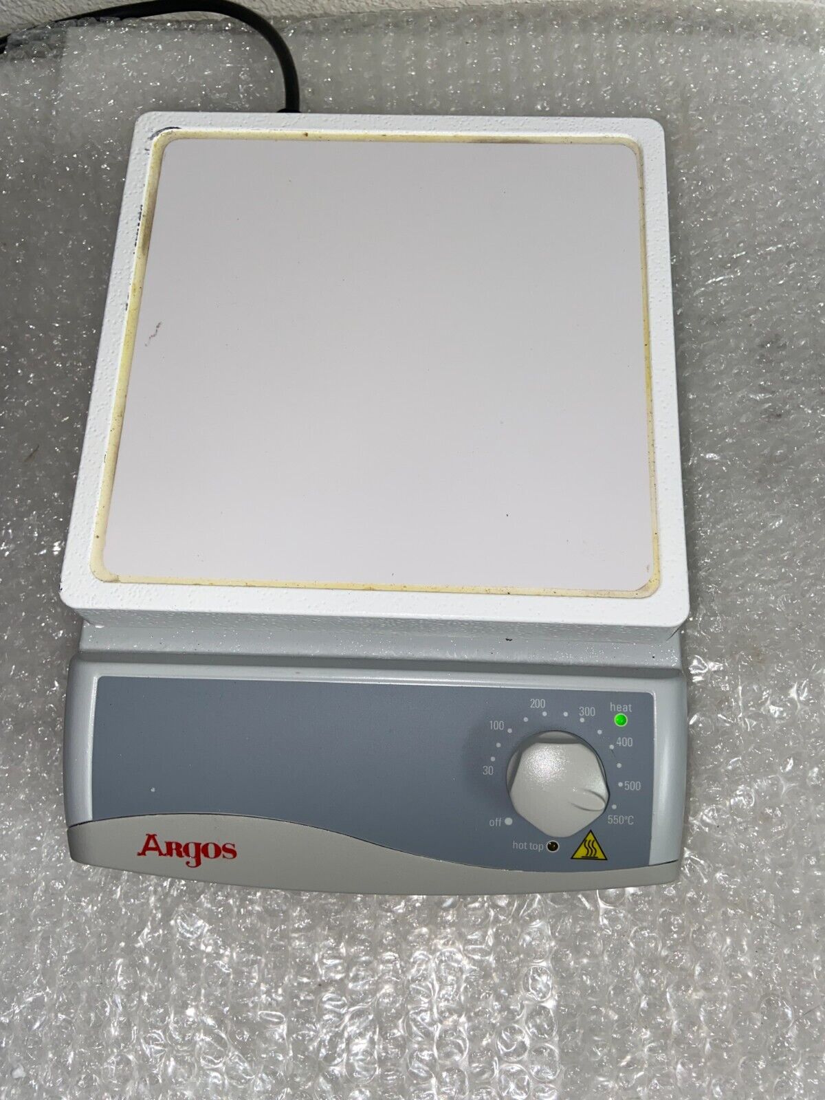 Fisher Scientific ISOTEMP 7" x 7" Hotpate Ceramic Top  540 Celcius