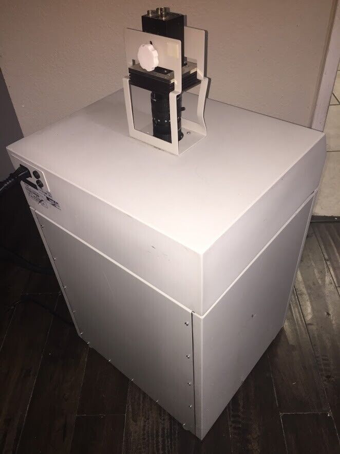 UVP EPICHEMI II Darkroom Imaging System with a UV Transilluminator & Camera