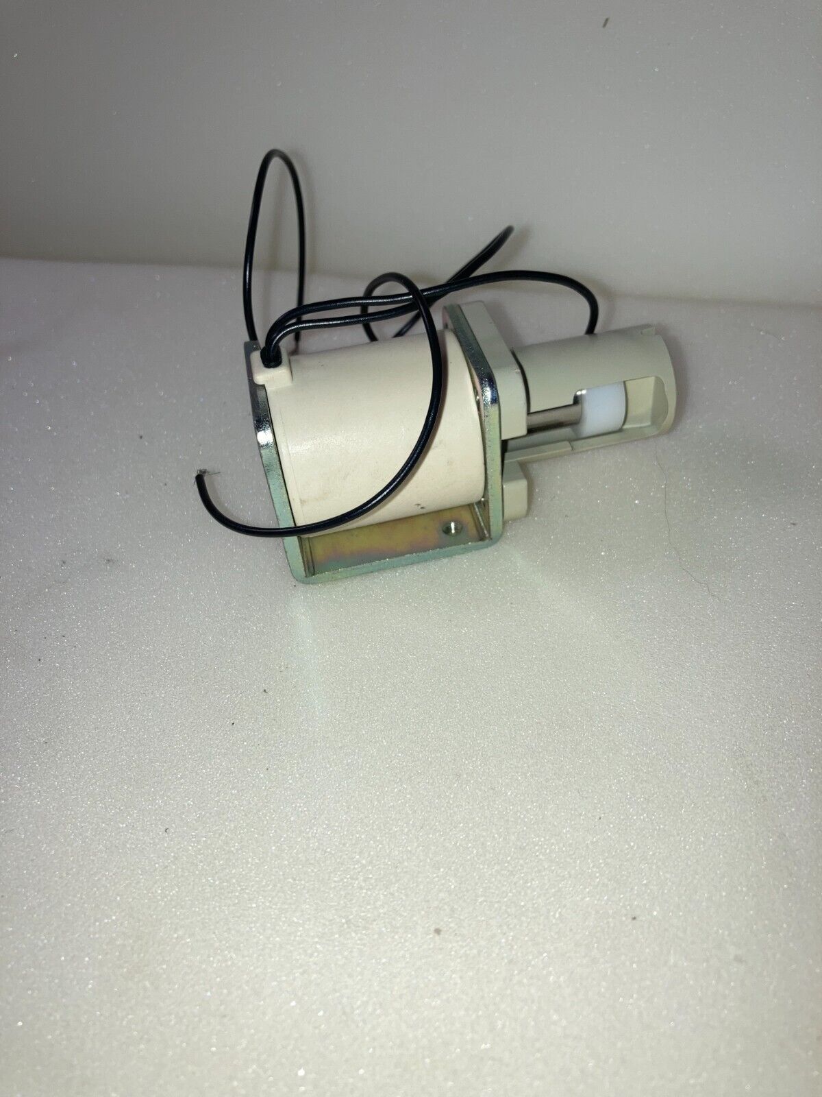 Takasago Electric PK-0802-NC-3 Electric Solenoid Pinch Valve, Normally Closed