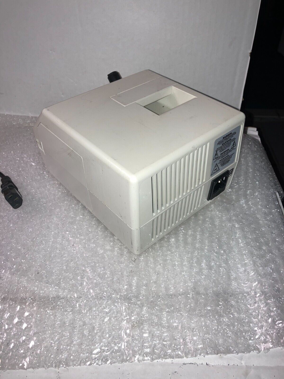 COLE PARMER HIGH INTENSITY ILLUMINATOR 41723 SERIES MI-150CP - NEW LAMP