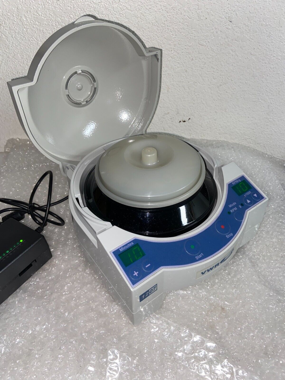 NEW 10,000 RPM VWR Galaxy Mini Centrifuge 1207 with 12-Place Rotor