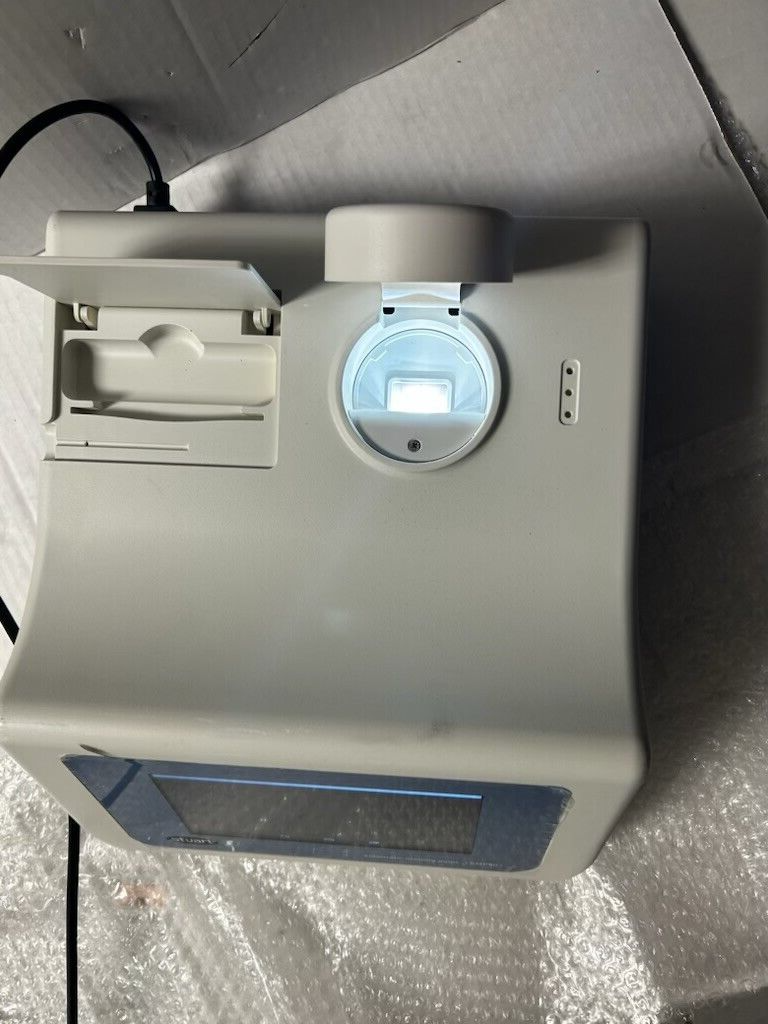 Stuart Automatic Digital Melting Point Apparatus SMP50