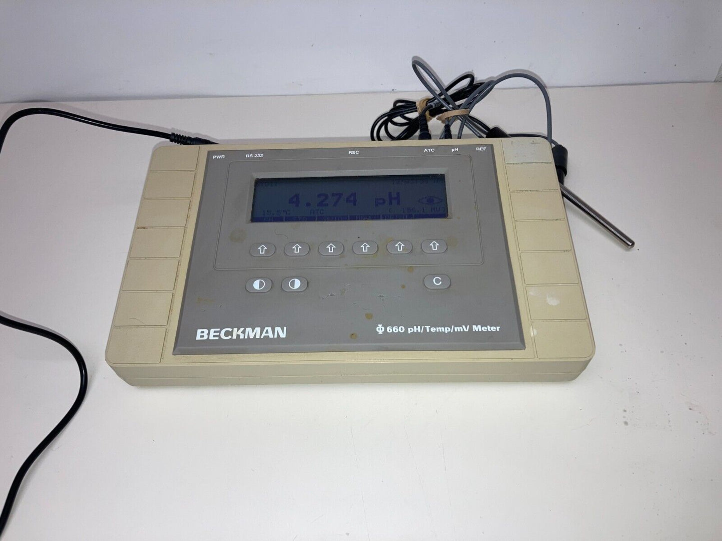 Beckman Coulter 660 Ph/Temp/mV Meter with Power Supply and 2 Probes