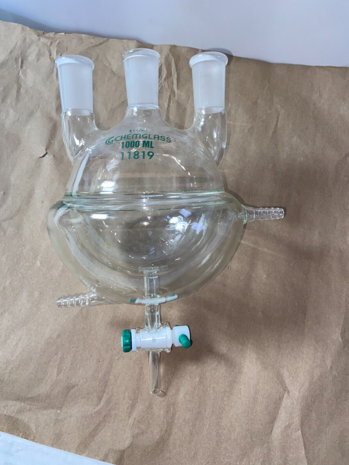 Chemglass 1000ml 3-Neck Jacketed Reaction Vessel