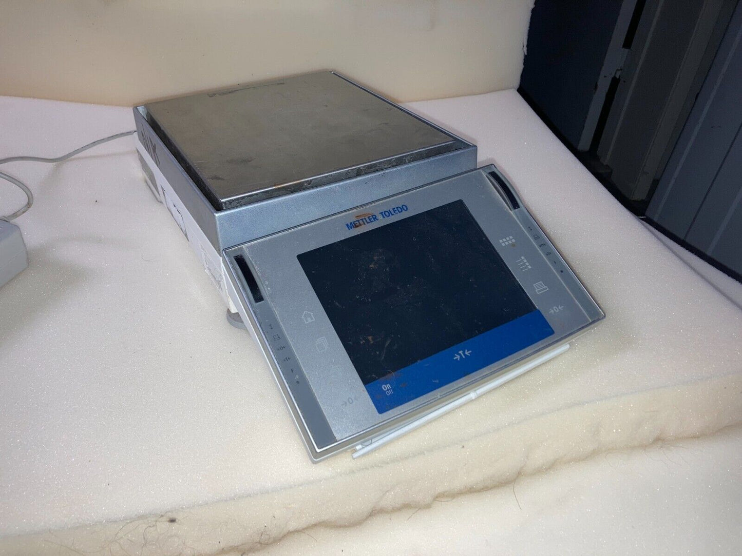 Mettler Toledo XS6002S Excellence Laboratory Balance, 6100.00g Precision Scale