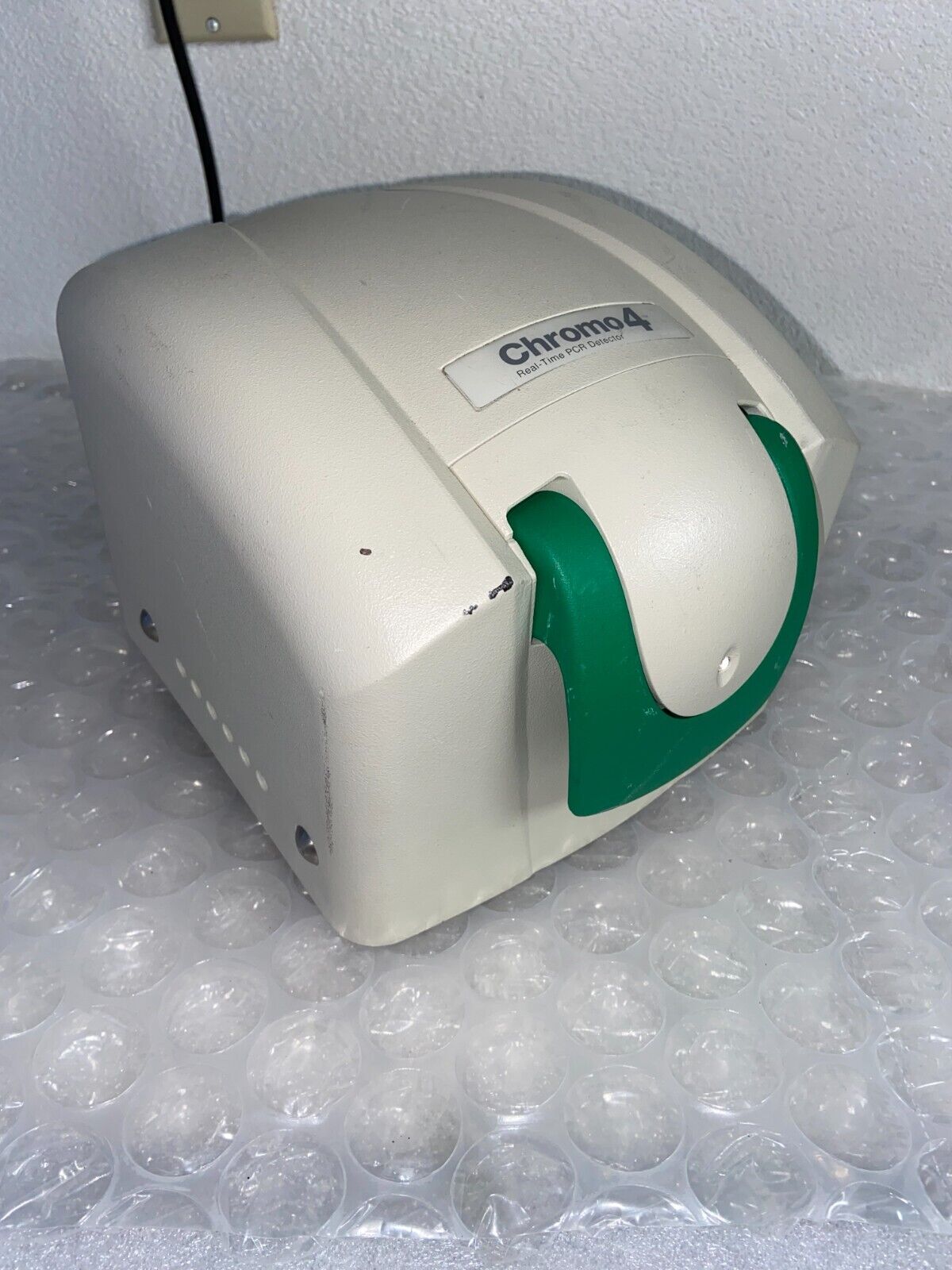 Bio-Rad / MJ Research Chromo4 Real-Time PCR Detector CFD3240 for PTC-200