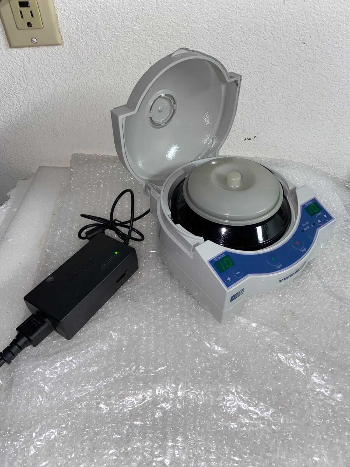 NEW 10,000 RPM VWR Galaxy Mini Centrifuge 1207 with 12-Place Rotor