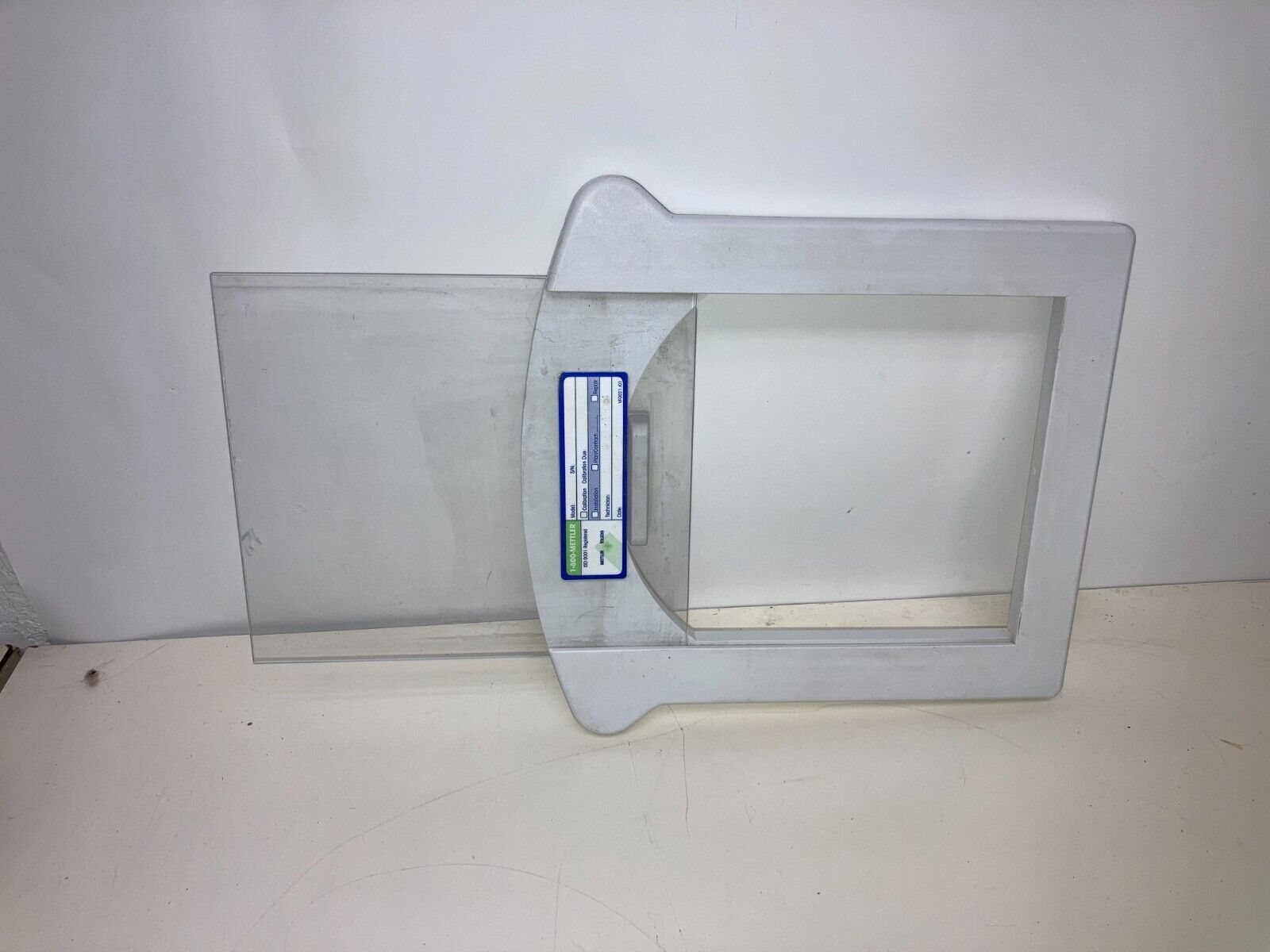 Lid and Glass for Ohaus Explorer Pro Scale Draft Shield