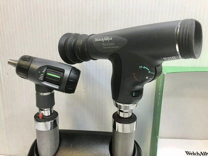 Welch Allyn Desk 7114X, Panoptic Ophthalmoscope 11820, Macroview Otoscope 23810