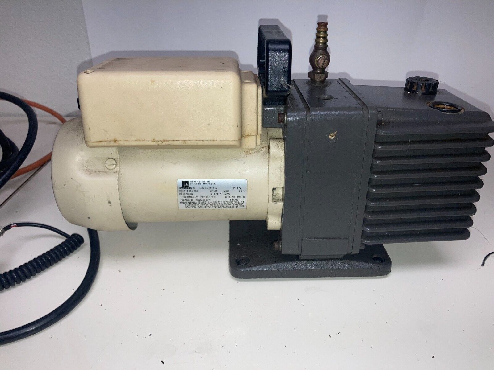 3450 RPM BIO-RAD Model 1651754 Vacuum Pump with Emerson Motor