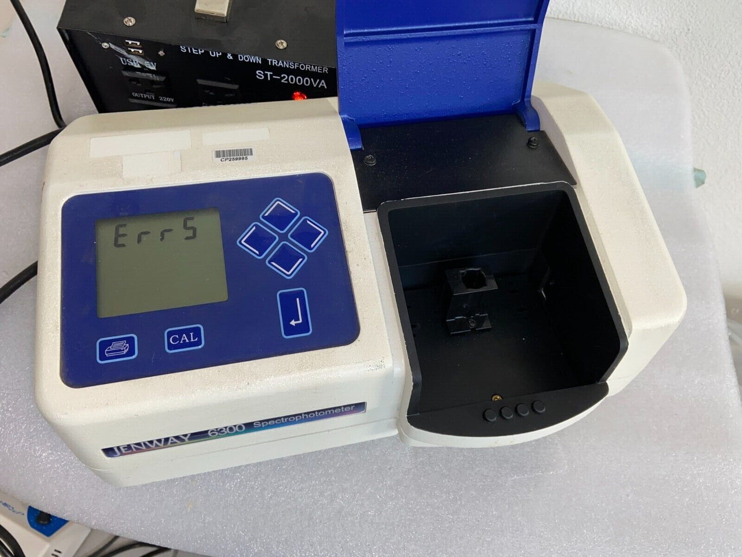 Jenway 6300 Benchtop Visible Spectrophotometer; 220 VAC for Parts