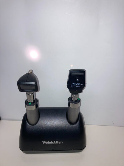 Welch Allyn Desk 7114X Charger with Handles 25020 Otoscope 11710 Ophthalmoscope