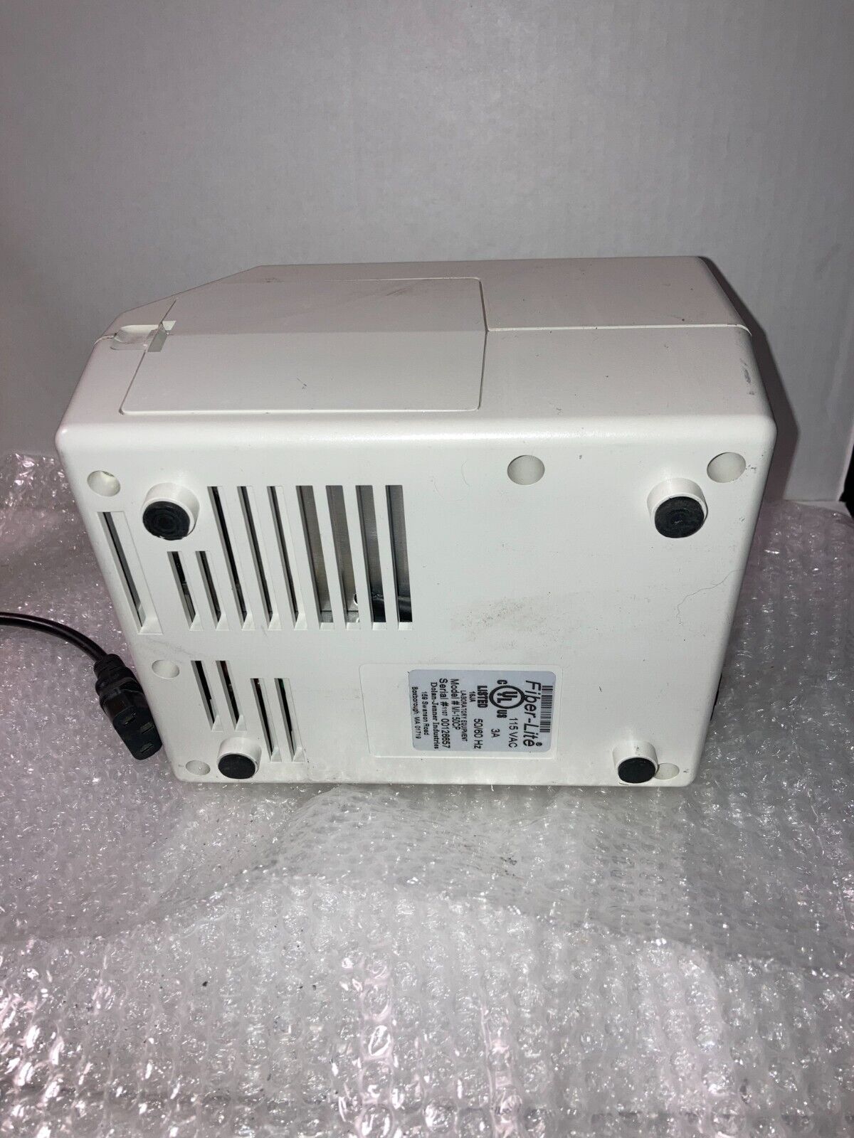 COLE PARMER HIGH INTENSITY ILLUMINATOR 41723 SERIES MI-150CP - NEW LAMP