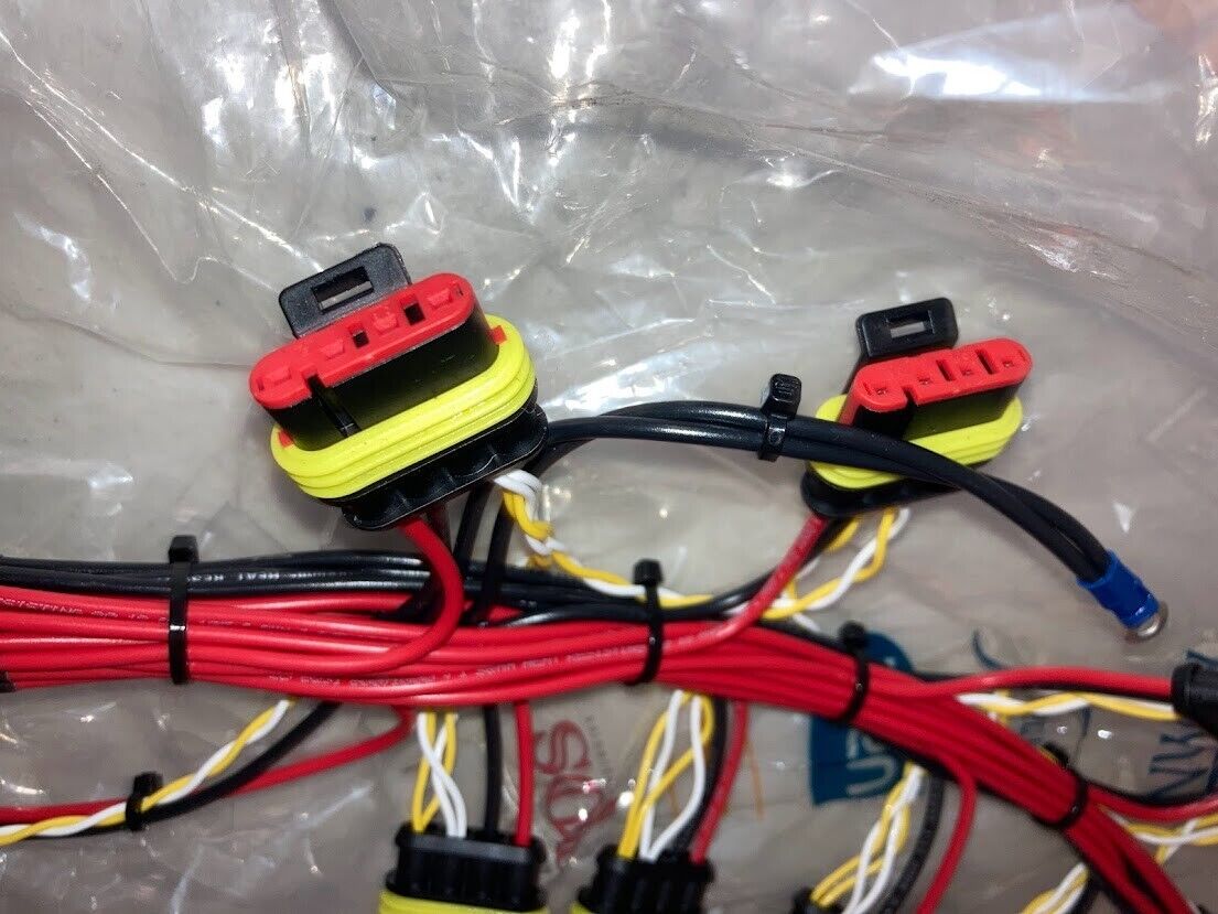 NEW 10-CIRCUIT CONTINUOUS RELAY WIRE HARNESS W/ 22-PIN PANEL MOUNT RECEPTACLE