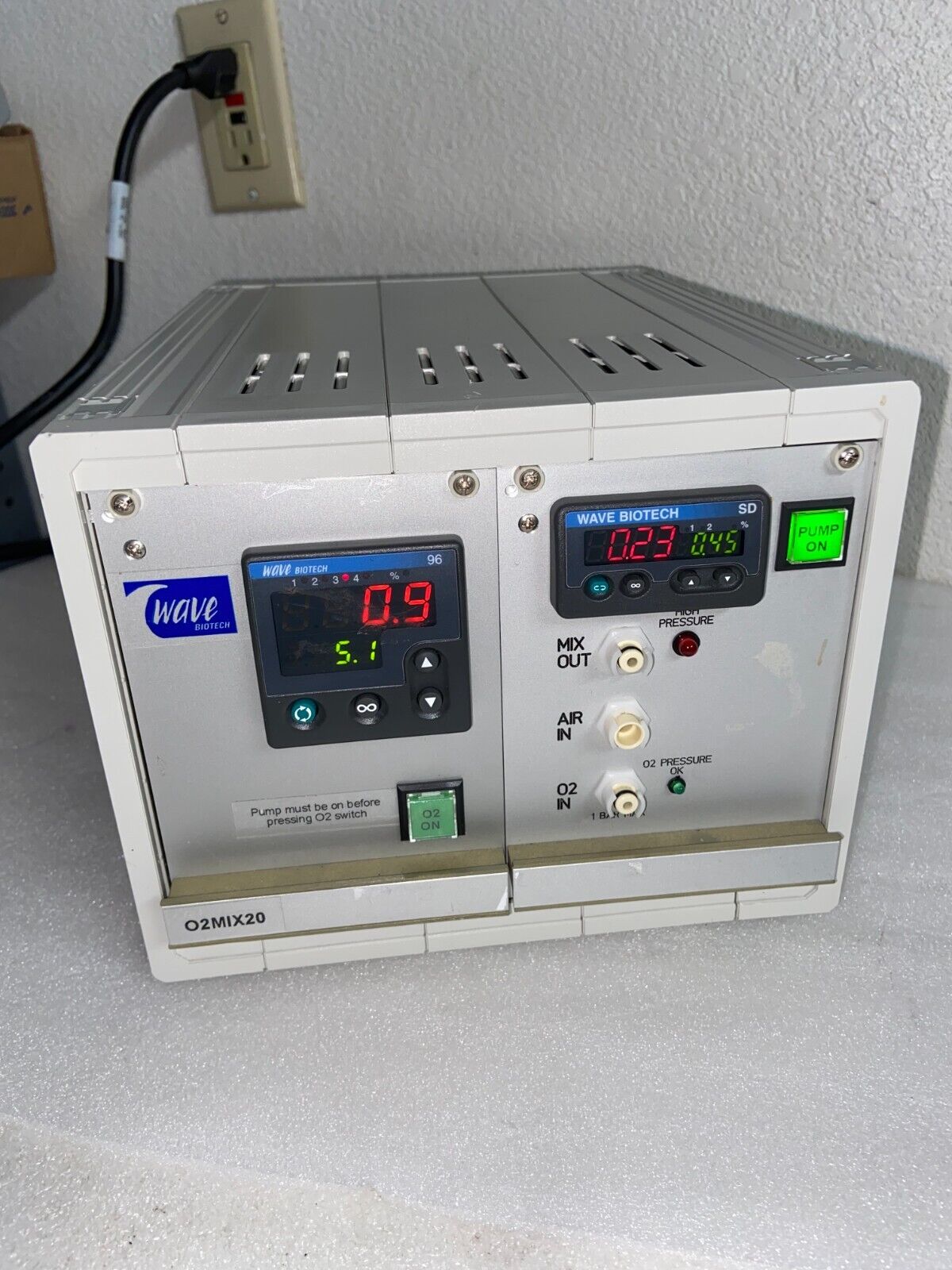 GE / Wave Biotech  BASE20/50 Bioreactor Air Mixture Controller O2MIX20