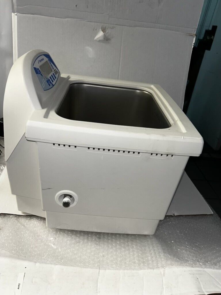 Cole Parmer Model 08895-75 Ultrasonic Bath with Heater & Digital Timer 2.5 gal.