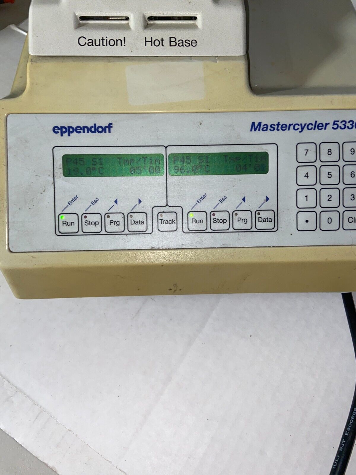 Eppendorf Mastercycler 5330 Plus PCR Thermal Cycler with Digital Hot Bonnet Lid