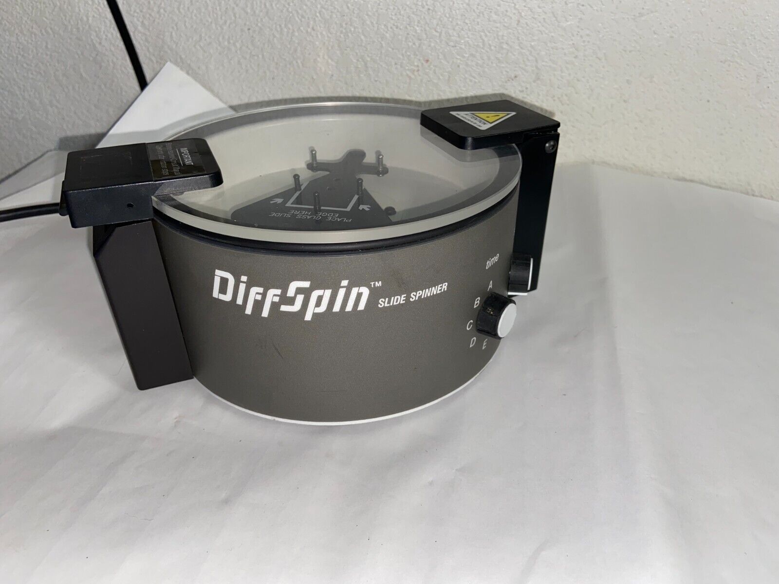 StatSpin DiffSpin DS01 Veterinary Slide Spinner with Rotor and Power Cord