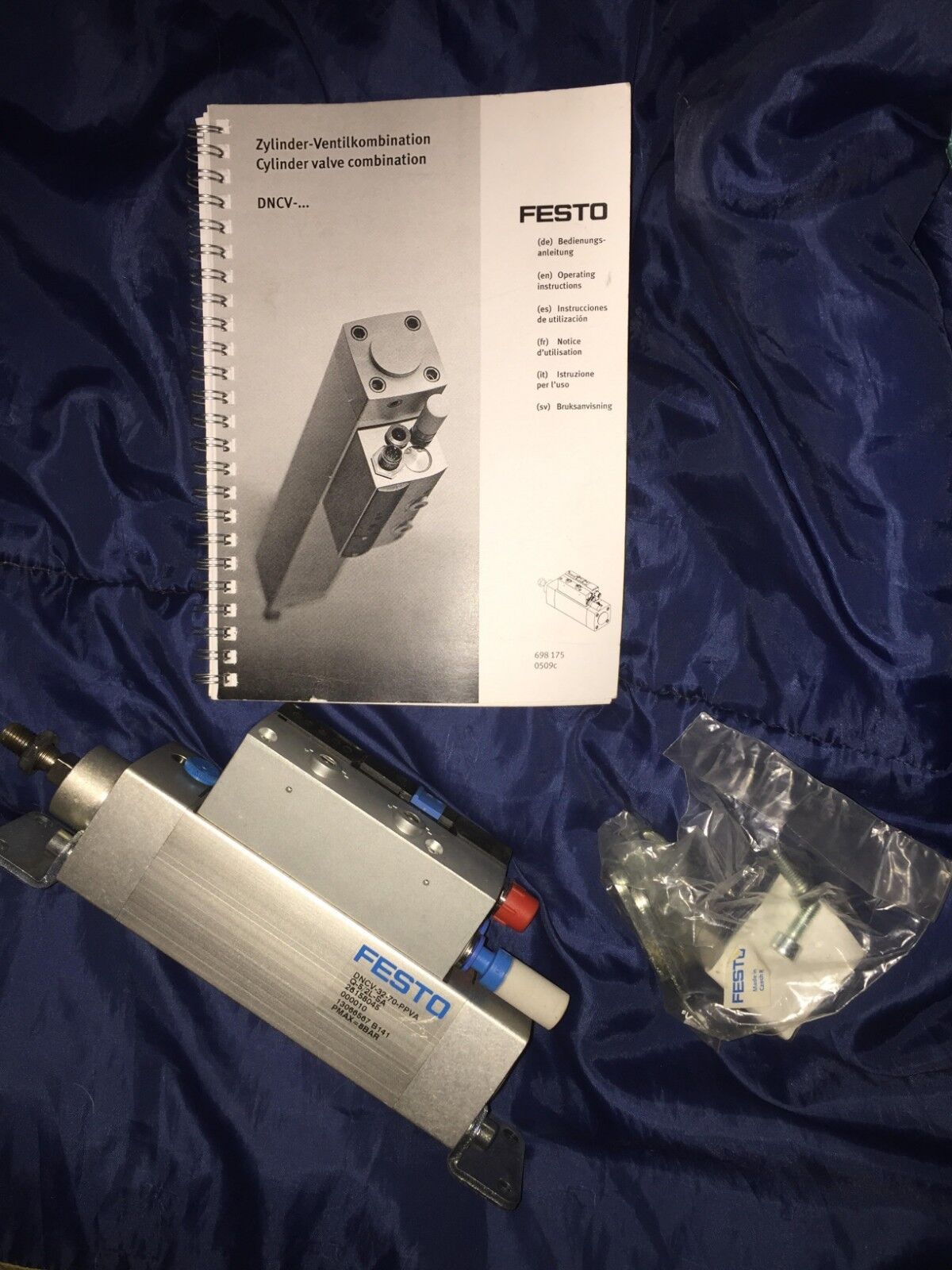 NEW Festo DNCV-32-70-PPVA Q5/2L-SA Cylinder Valve Combination PMAX=8BAR