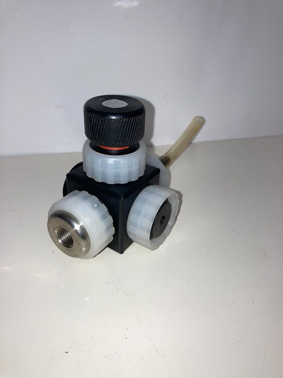 VacuuBrand Valve for Chemistry Vacuum Pumping Unit