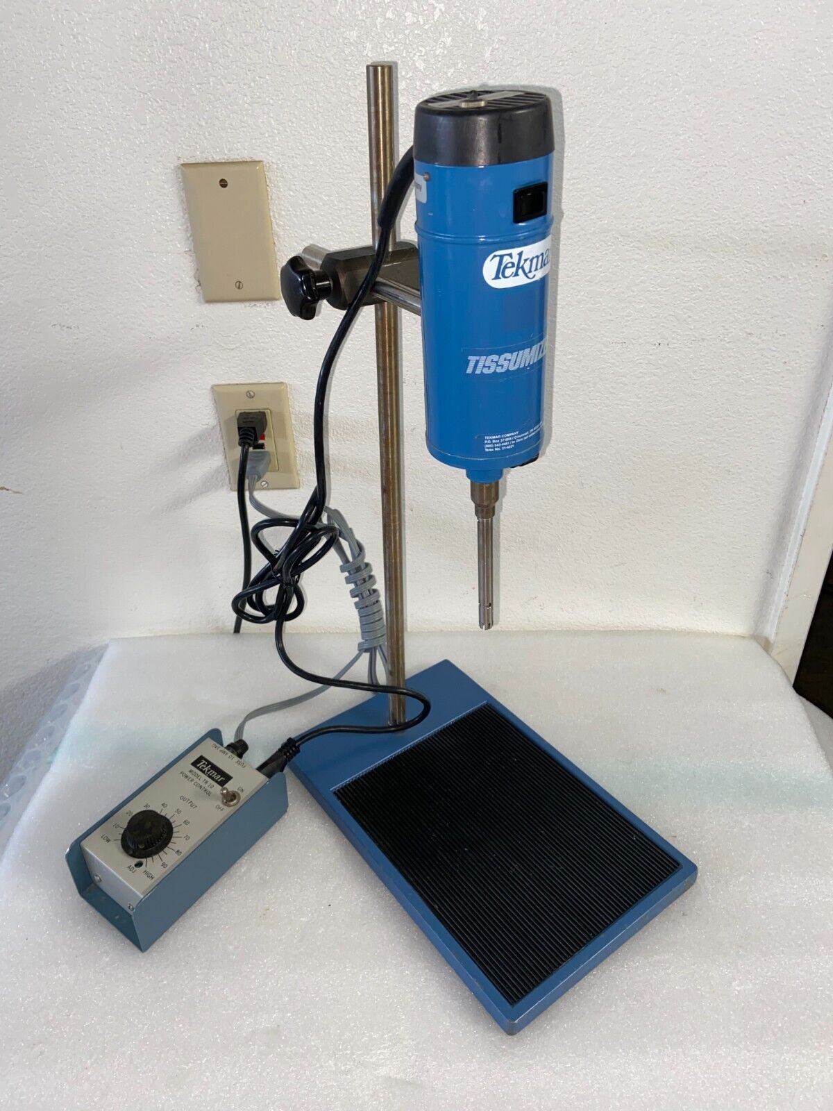 IKA Ultra-Turrax T18 Homogenizer Disperser with Tool, Stand and Speed Control