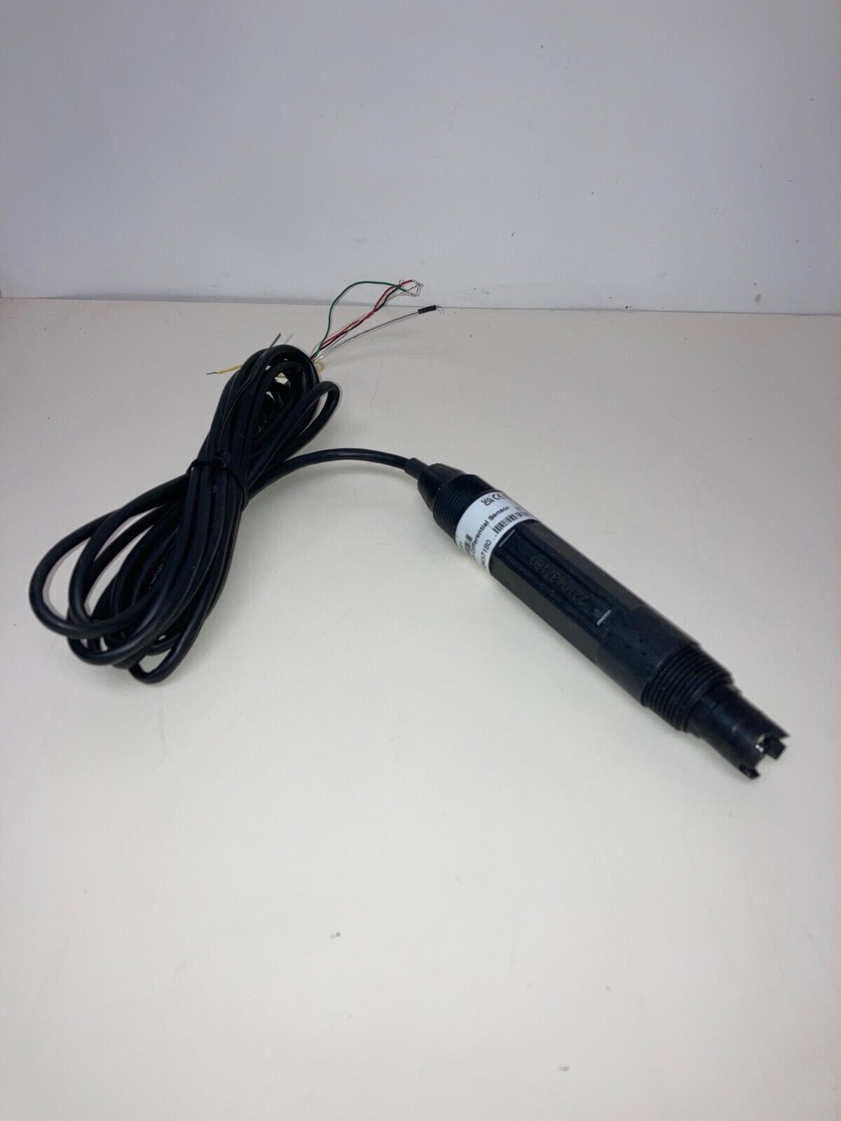 NEW OPEN BOX Hach PD1R1 Differential pH electrode, 15-ft cable, PPS body