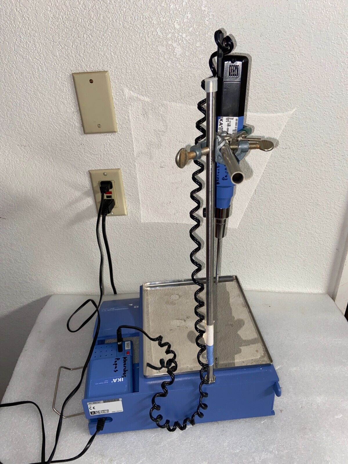 IKA T8 ULTRA-TURRAX HOMOGENIZER WITH T8.01 POWER SUPPLY and TOOL / ELEMENT