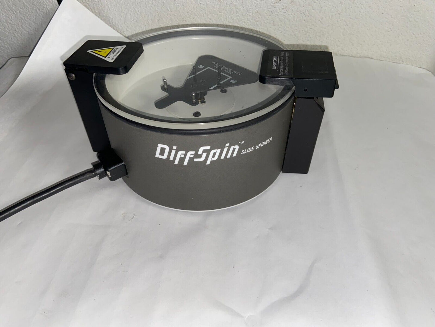 StatSpin DiffSpin DS01 Veterinary Slide Spinner with Rotor and Power Cord