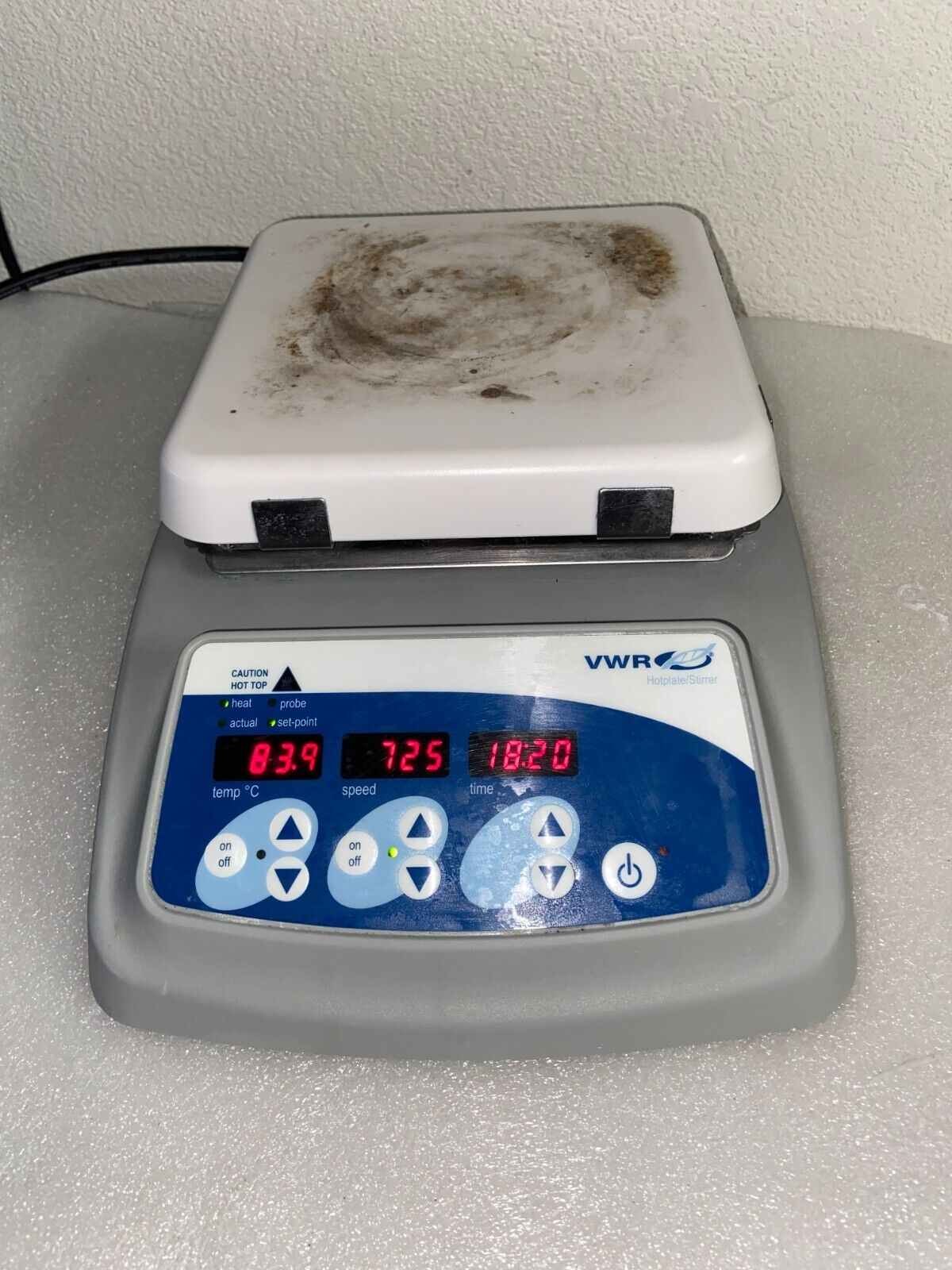 VWR Digital Display 7X7 Ceramic Top Magnetic Lab Stirrer with Timer 97042-714