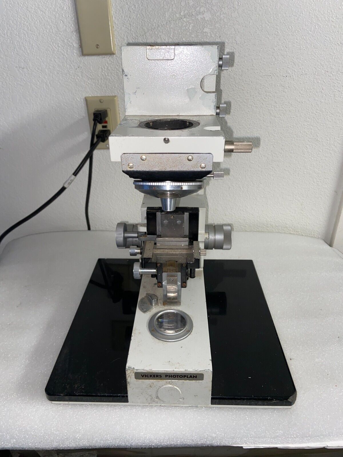 Vickers Photoplan Microscope, Incomplete for Parts or Repair