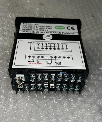 Cole-Parmer 300 pH/ORP/Temperature 1/8-DIN Controller UX-05802-12