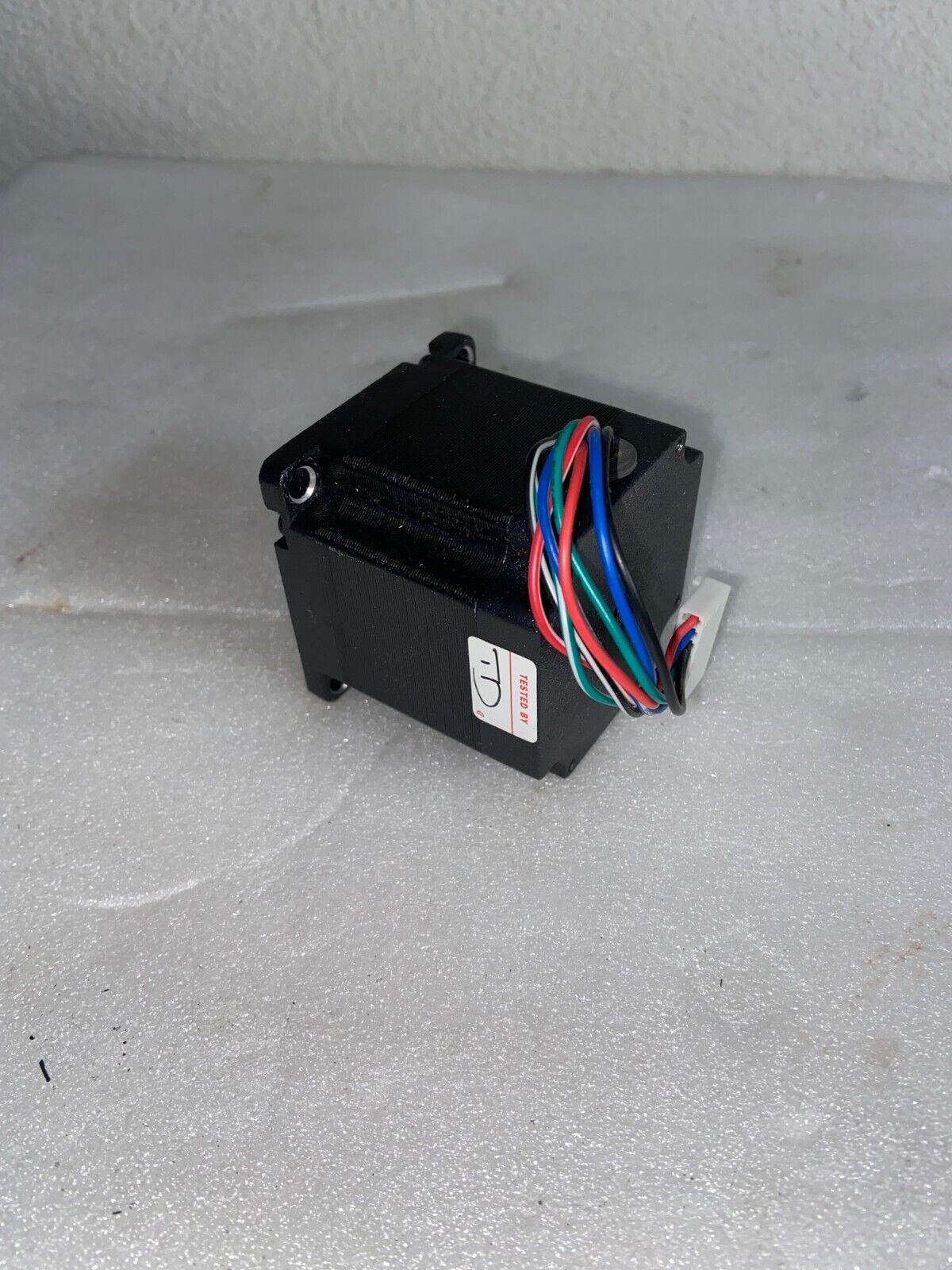 Lin Engineering 5718M-05E-05 Hybrid 2.00A Stepper Motor