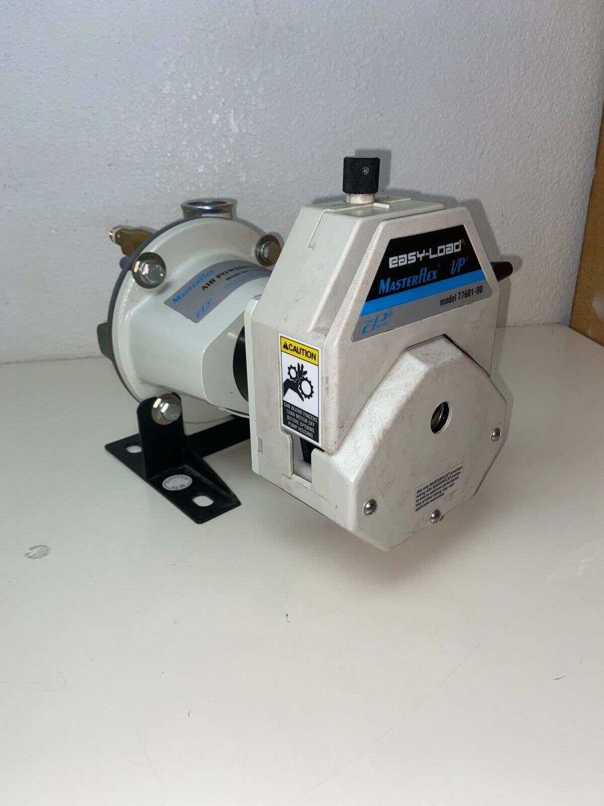 MasterFlex I/P Variable-Speed Air-Powered Drive Model 7589-30 with 77601-00 Head