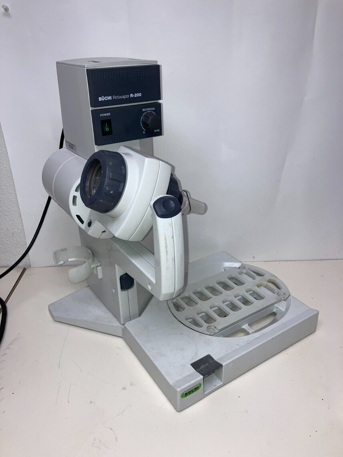 Buchi R-200 Rotavapor Rotary Evaporator with Vapor Duct