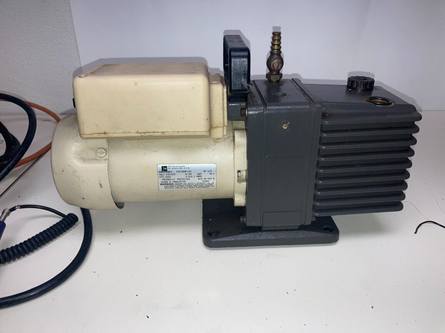 3450 RPM BIO-RAD Model 1651754 Vacuum Pump with Emerson Motor