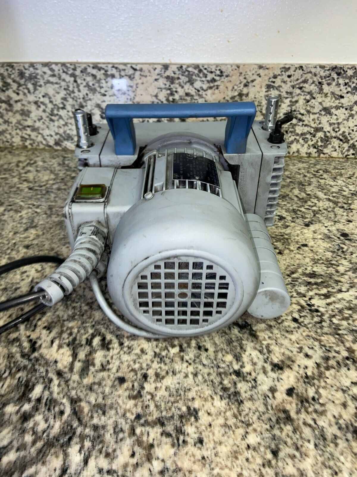 Vacuubrand ME 4S - Diaphragm Vacuum Pump 80 mbar