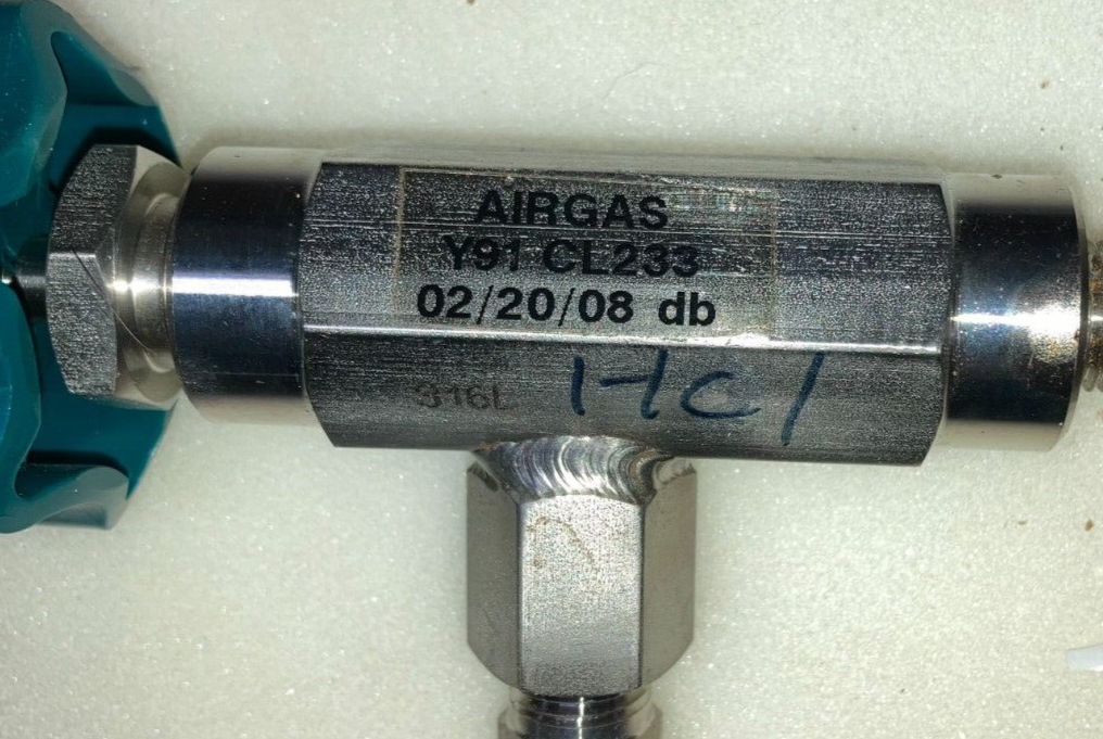 Airgas Y91 CL233 Stainless Steel Flow Control Valve