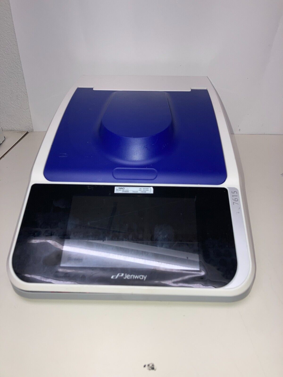 Jenway 7615 Scanning UV/Visible Spectrophotometer for Parts or Repair