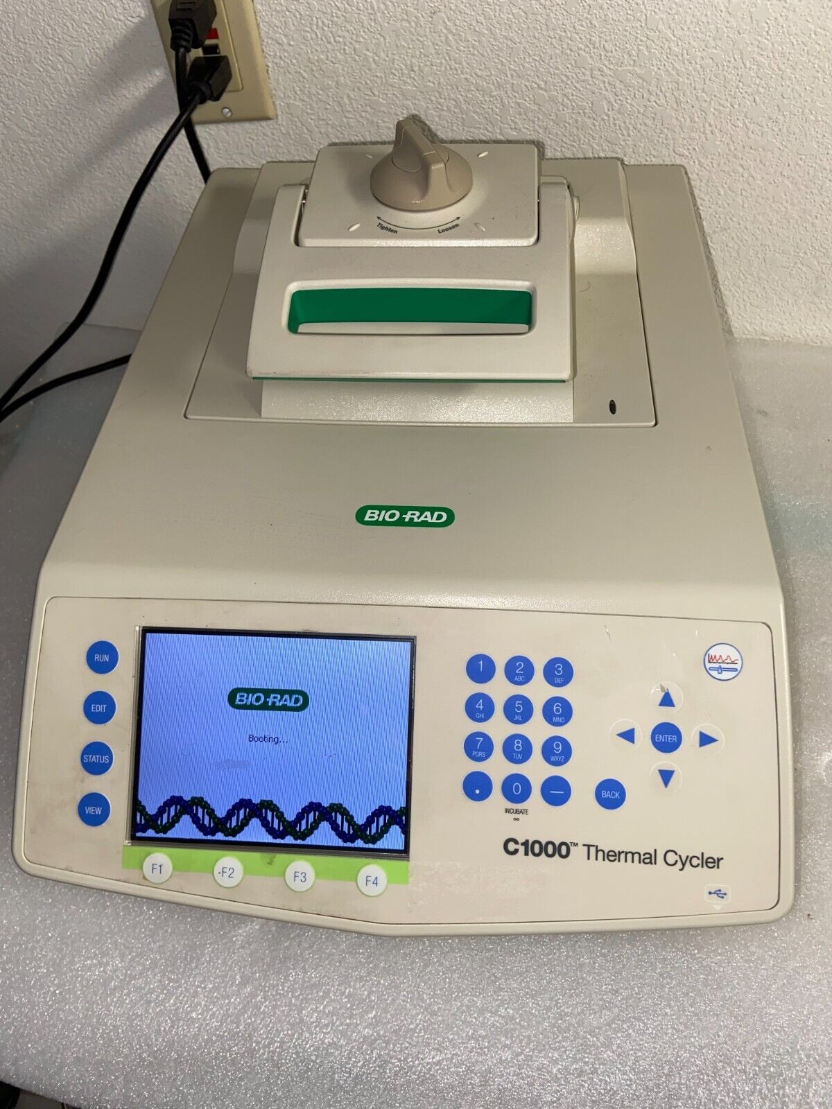 Bio-Rad C1000  PCR Thermal Cycler with 96-Well Fast Block