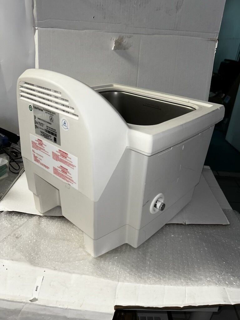 Cole Parmer Model 08895-75 Ultrasonic Bath with Heater & Digital Timer 2.5 gal.